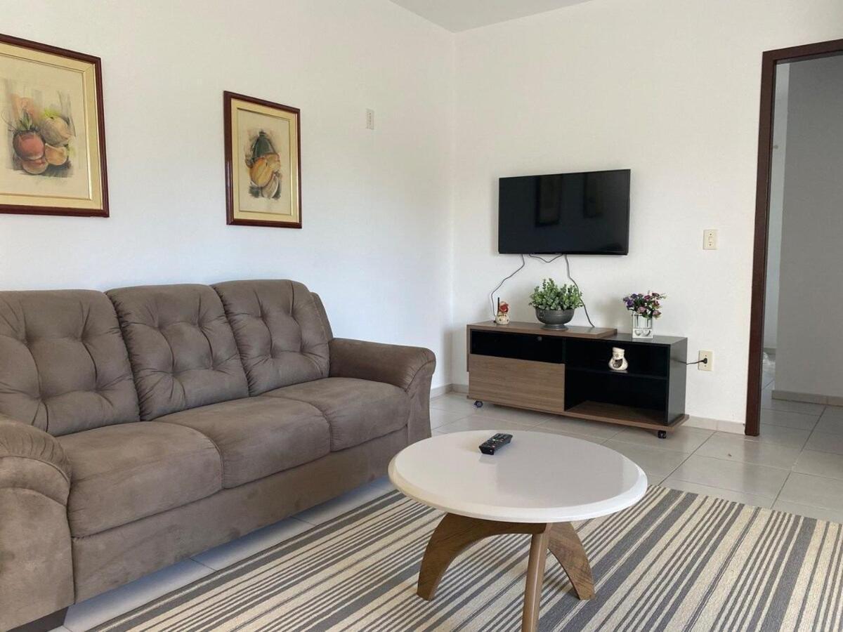 Rcm Vilas - Casa Confortavel 1 Жоинвили Экстерьер фото